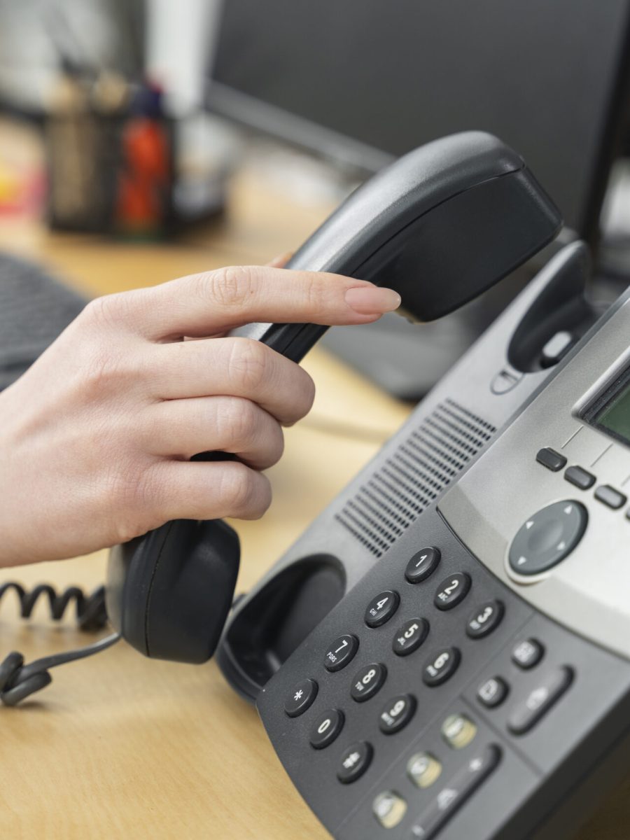 close-up-person-working-call-center